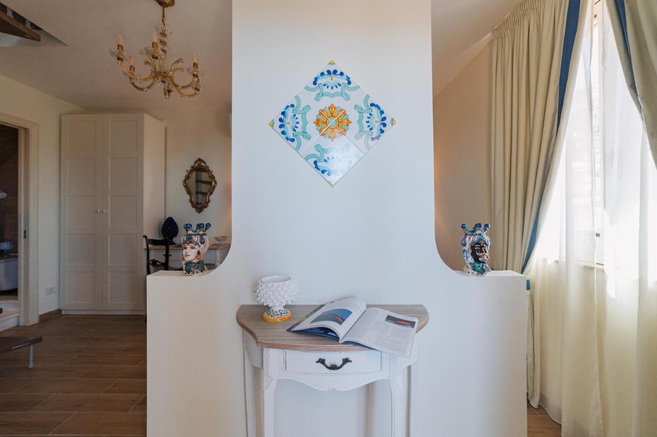 Ottaviano Suite - Elegante Attico Vista Mare Taormina Dış mekan fotoğraf